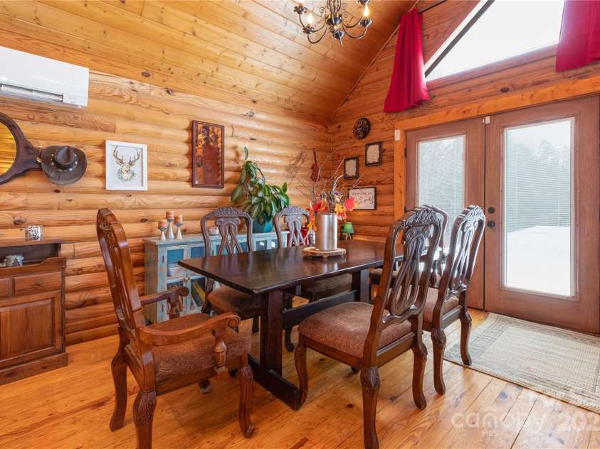 556 Emerald Parkway, Rutherfordton, NC 28139.  MLS# CAR4225778, YatesRealty ID 14366. Dine or entertain with gas grill hookup