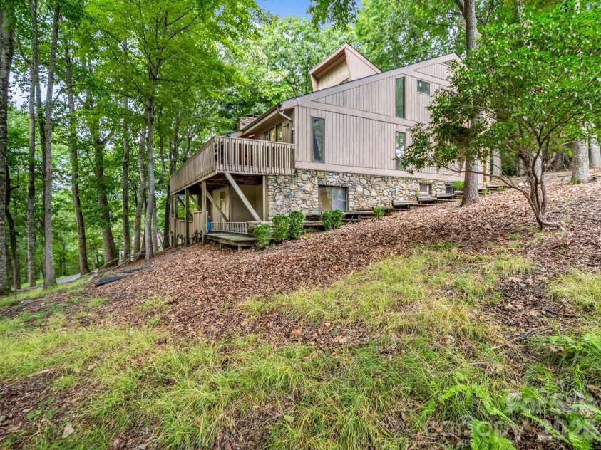 10 Chestnut Ridge Road, Mills River, NC 28759.  MLS# CAR4412466, YatesRealty ID 14367. Gently sloped parcel