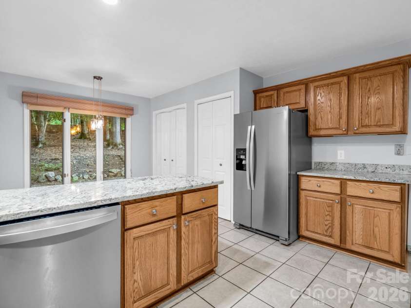 10 Chestnut Ridge Road, Mills River, NC 28759.  MLS# CAR4412466, YatesRealty ID 14367. Kitchen, view towards Breakfast & Double Pantry