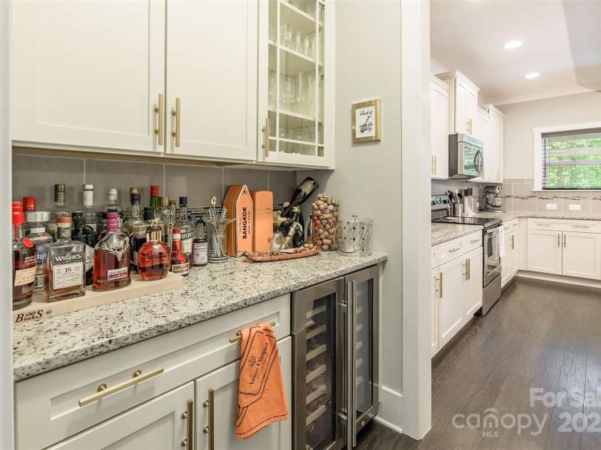 924 Forbes Road, Fort Mill, SC 29707.  MLS# CAR4249188, YatesRealty ID 14367. 