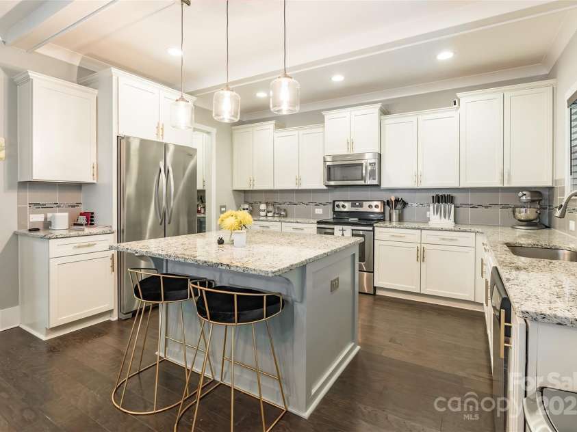 924 Forbes Road, Fort Mill, SC 29707.  MLS# CAR4249188, YatesRealty ID 14367. 