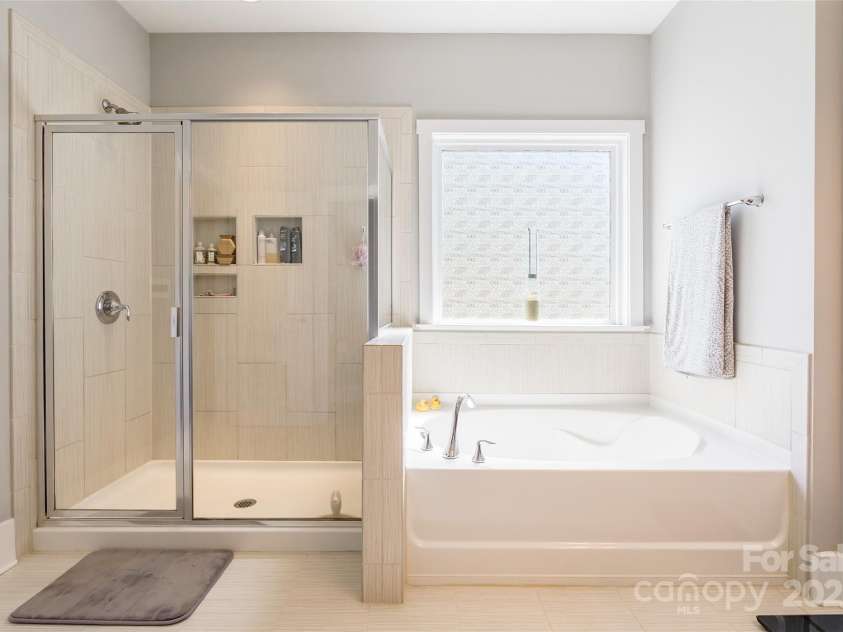 924 Forbes Road, Fort Mill, SC 29707.  MLS# CAR4249188, YatesRealty ID 14367. 