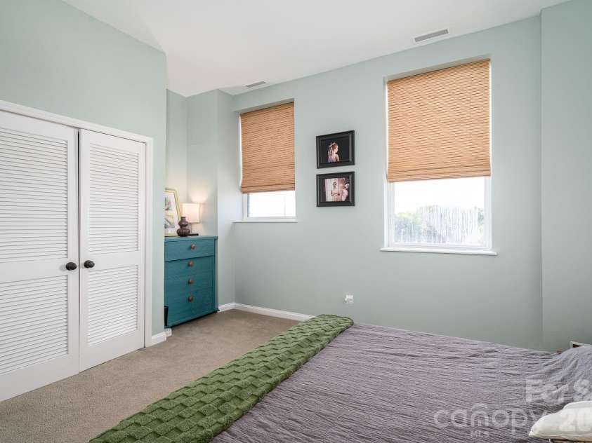 201 Washington Street, Shelby, NC 28150.  MLS# CAR4371771, YatesRealty ID 14368. 