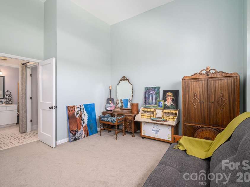 201 Washington Street, Shelby, NC 28150.  MLS# CAR4371771, YatesRealty ID 14368. 