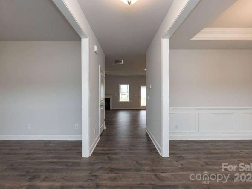 115 Kerr Walk Drive, Statesville, NC 28677.  MLS# CAR4261377, YatesRealty ID 14370. 