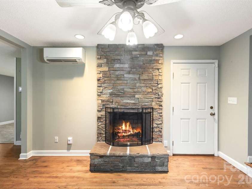 1751 Robert Martin Road, Catawba, NC 28609.  MLS# CAR4353868, YatesRealty ID 14372. 