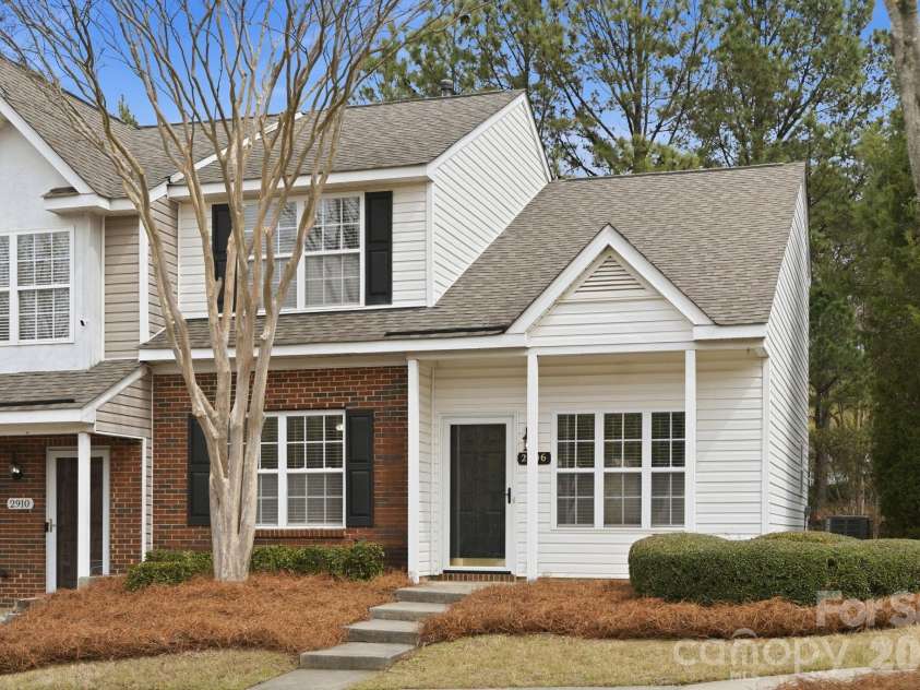 2906 Caldwell Ridge Parkway, Charlotte, NC 28213.  MLS# CAR4360466, YatesRealty ID 14372. 