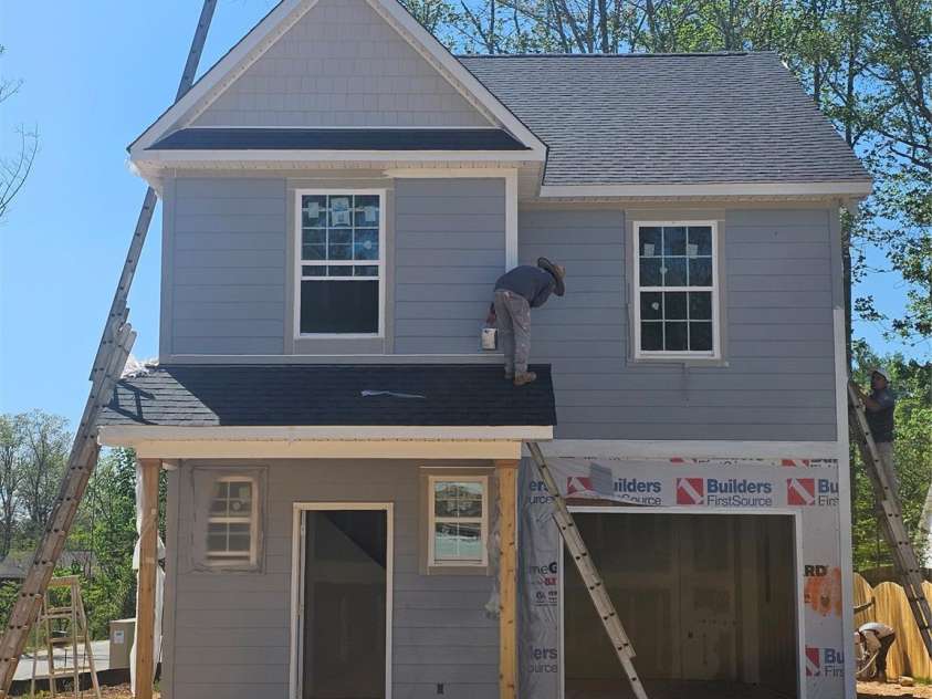 102 Crew Lane, Black Mountain, NC 28711.  MLS# CAR4370326, YatesRealty ID 14374. Summer Completion