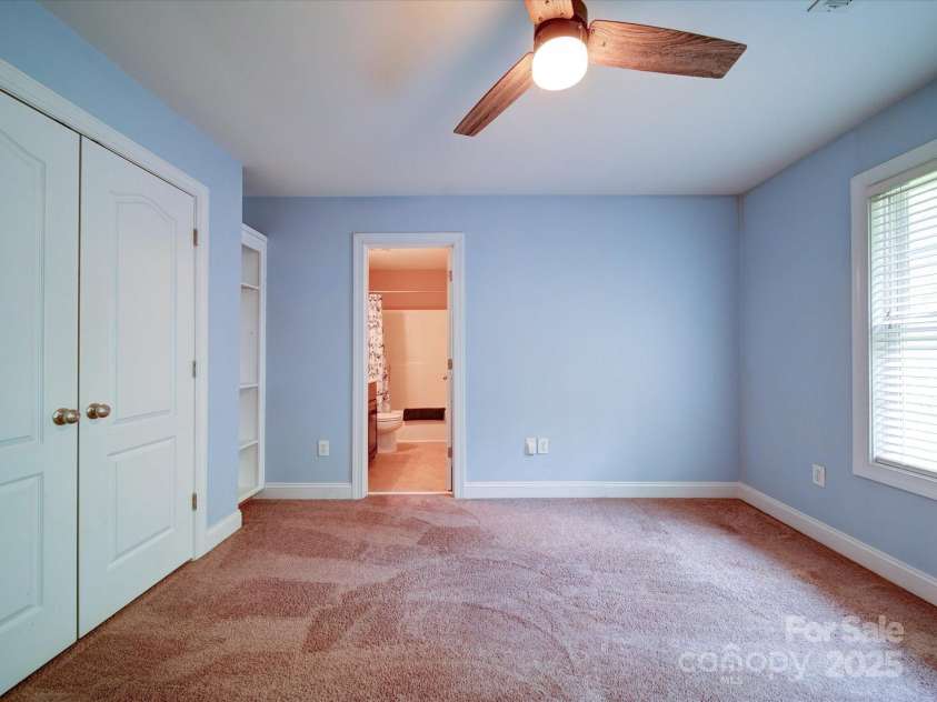 2608 Golden Bell Drive, Gastonia, NC 28056.  MLS# CAR4261370, YatesRealty ID 14375. 