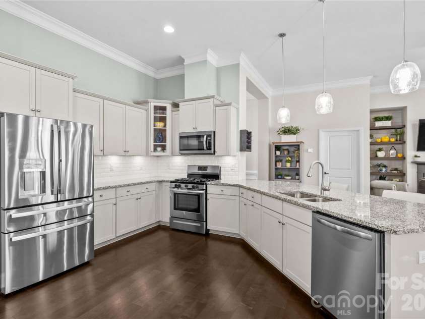 138 Margo Lane, Statesville, NC 28677.  MLS# CAR4360310, YatesRealty ID 14377. 