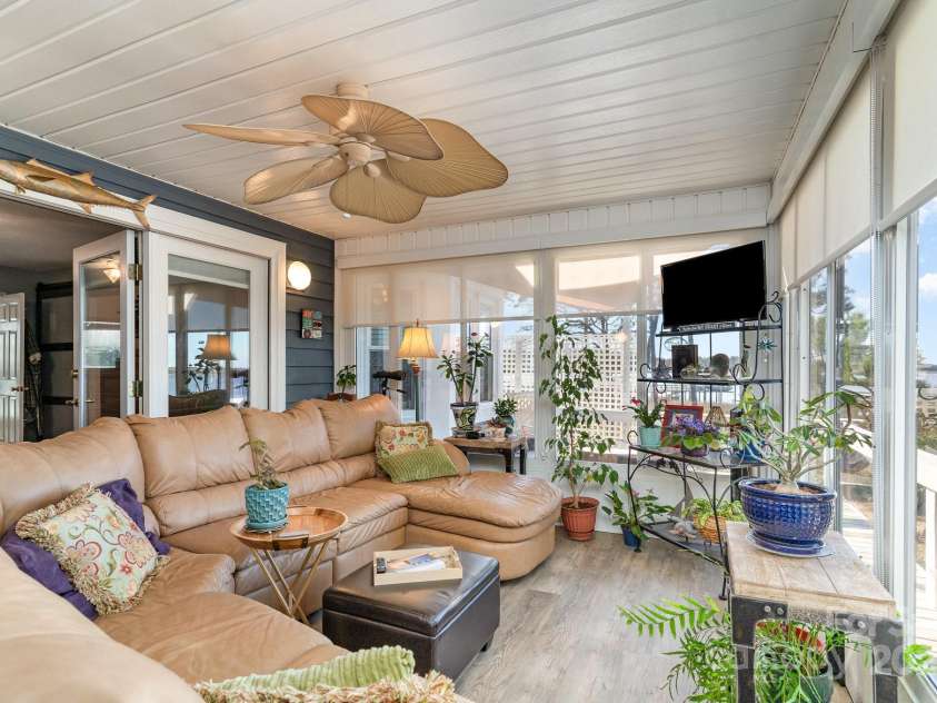 615 Lockwood Court, Bolivia, NC 28422.  MLS# CAR4224481, YatesRealty ID 14378. 