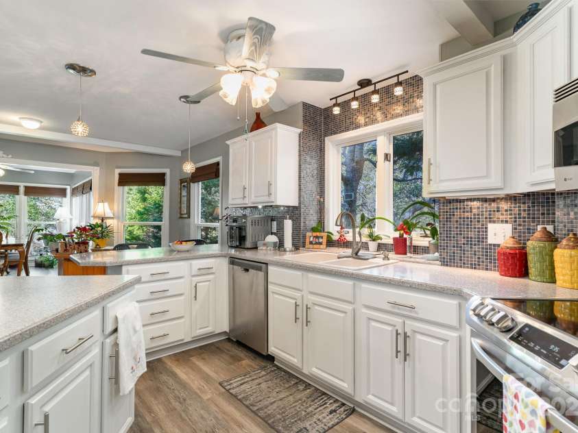 615 Lockwood Court, Bolivia, NC 28422.  MLS# CAR4224481, YatesRealty ID 14378. 