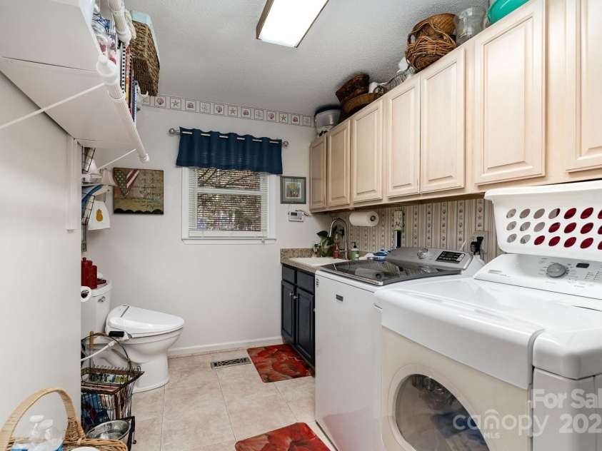 615 Lockwood Court, Bolivia, NC 28422.  MLS# CAR4224481, YatesRealty ID 14378. 