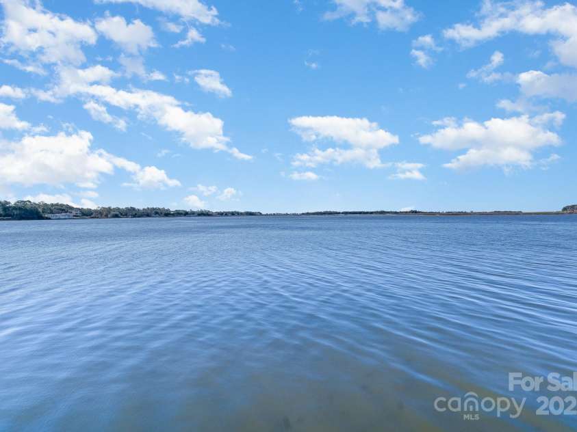 615 Lockwood Court, Bolivia, NC 28422.  MLS# CAR4224481, YatesRealty ID 14378. 