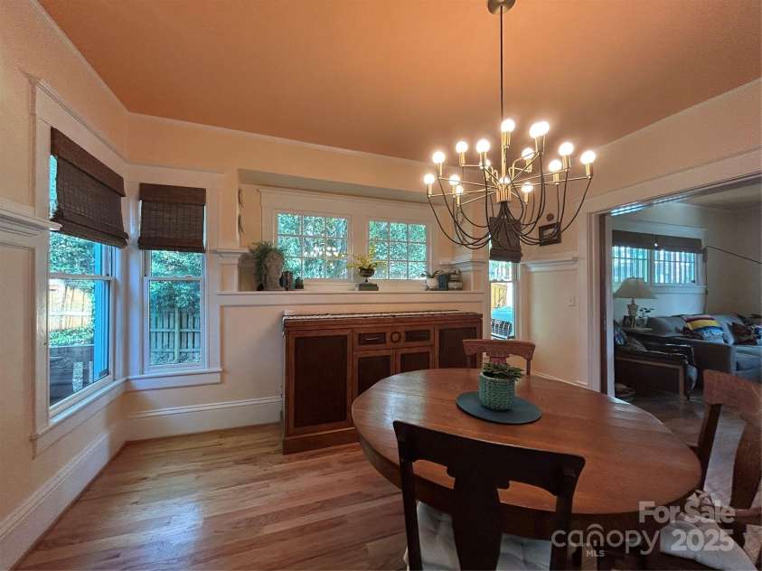 1000 Margaret Brown Street, Charlotte, NC 28202.  MLS# CAR4244039, YatesRealty ID 14379. 