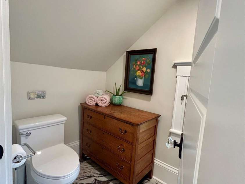 1000 Margaret Brown Street, Charlotte, NC 28202.  MLS# CAR4244039, YatesRealty ID 14379. 