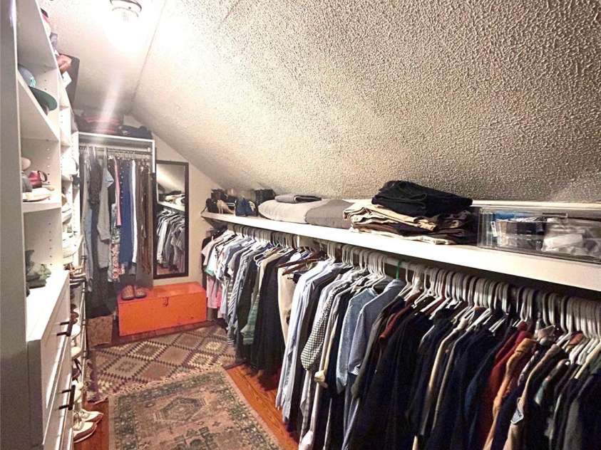 1000 Margaret Brown Street, Charlotte, NC 28202.  MLS# CAR4244039, YatesRealty ID 14379. Huge walk in closets in each bedroom