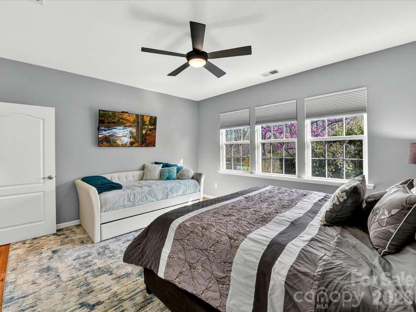 5095 Samoa Ridge Drive, Lancaster, SC 29720.  MLS# CAR4357204, YatesRealty ID 14379. Spacious Primary Bedroom