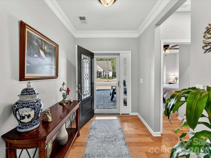 5095 Samoa Ridge Drive, Lancaster, SC 29720.  MLS# CAR4357204, YatesRealty ID 14379. Upgraded Leaded Glass Front Door