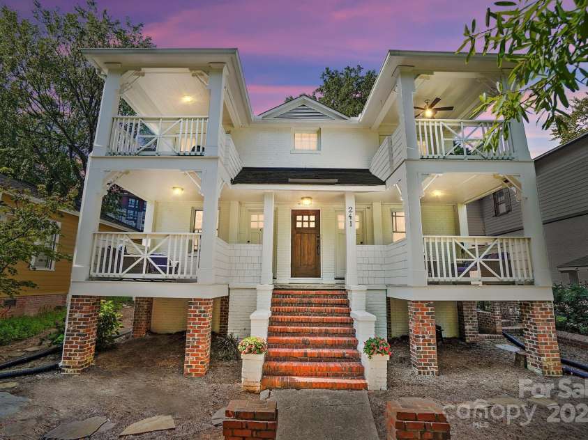 241 Kingston Avenue, Charlotte, NC 28203.  MLS# CAR4131547, YatesRealty ID 1438. 
