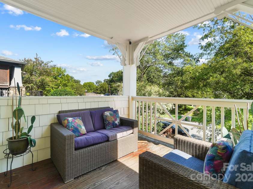 241 Kingston Avenue, Charlotte, NC 28203.  MLS# CAR4131547, YatesRealty ID 1438. 
