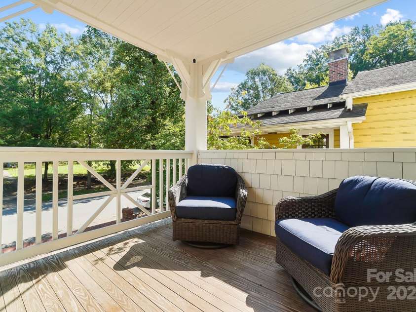 241 Kingston Avenue, Charlotte, NC 28203.  MLS# CAR4131547, YatesRealty ID 1438. 