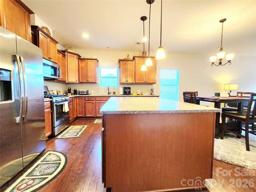7315 Strawberry Fields Lane, Charlotte, NC 28278.  MLS# CAR4356740, YatesRealty ID 14381. 