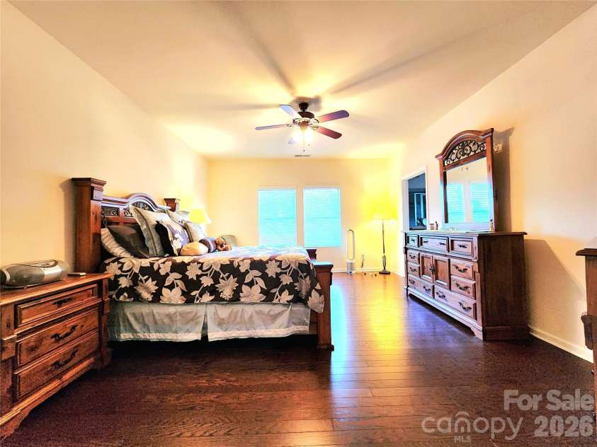 7315 Strawberry Fields Lane, Charlotte, NC 28278.  MLS# CAR4356740, YatesRealty ID 14381. 