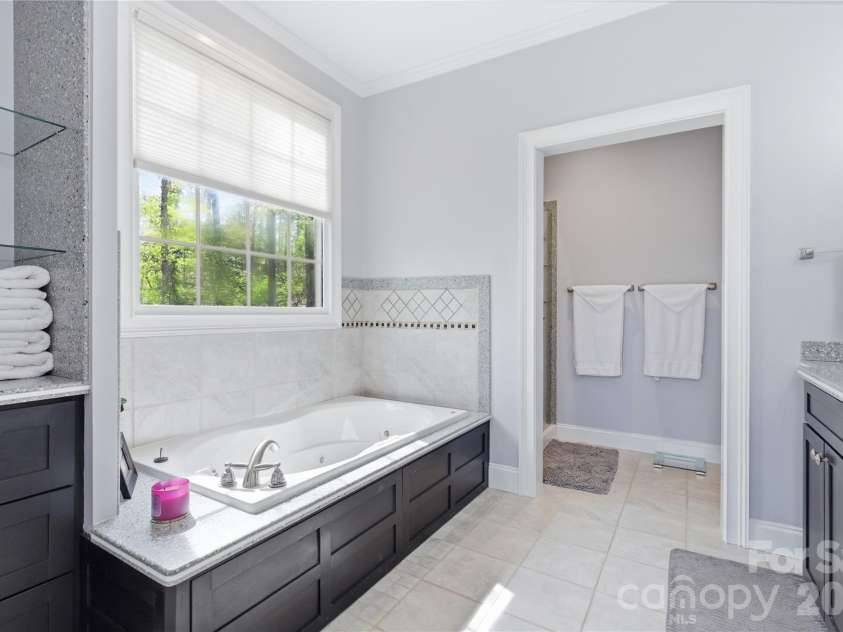 34 Rambling Creek, Tryon, NC 28782.  MLS# CAR4359966, YatesRealty ID 14382. 