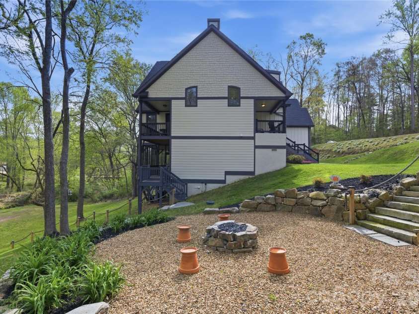 34 Rambling Creek, Tryon, NC 28782.  MLS# CAR4359966, YatesRealty ID 14382. 