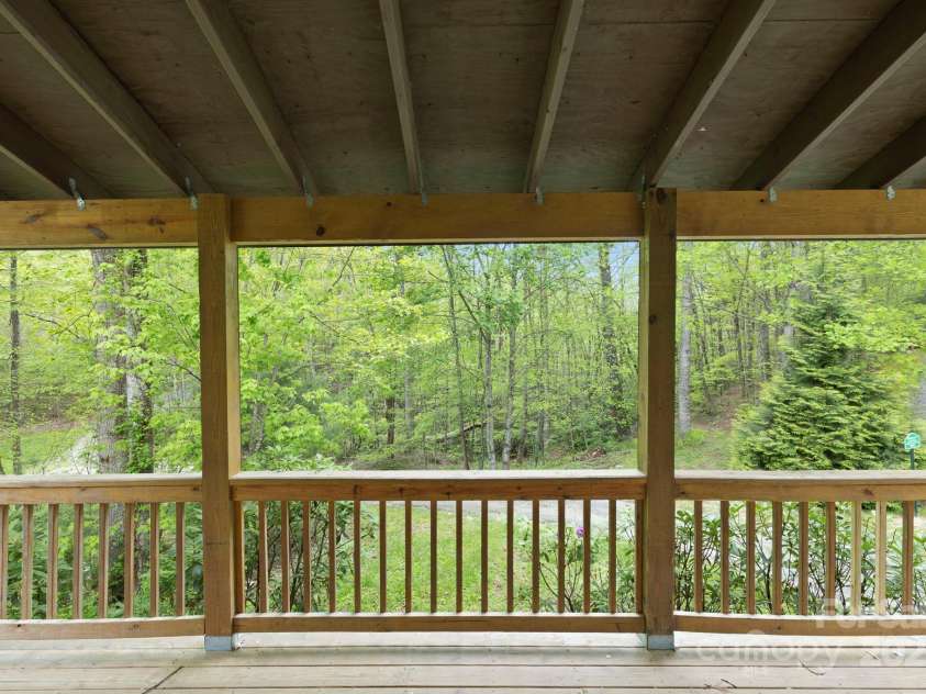 19 Winding Gap Lane, Tuckasegee, NC 28783.  MLS# CAR4254168, YatesRealty ID 14383. 