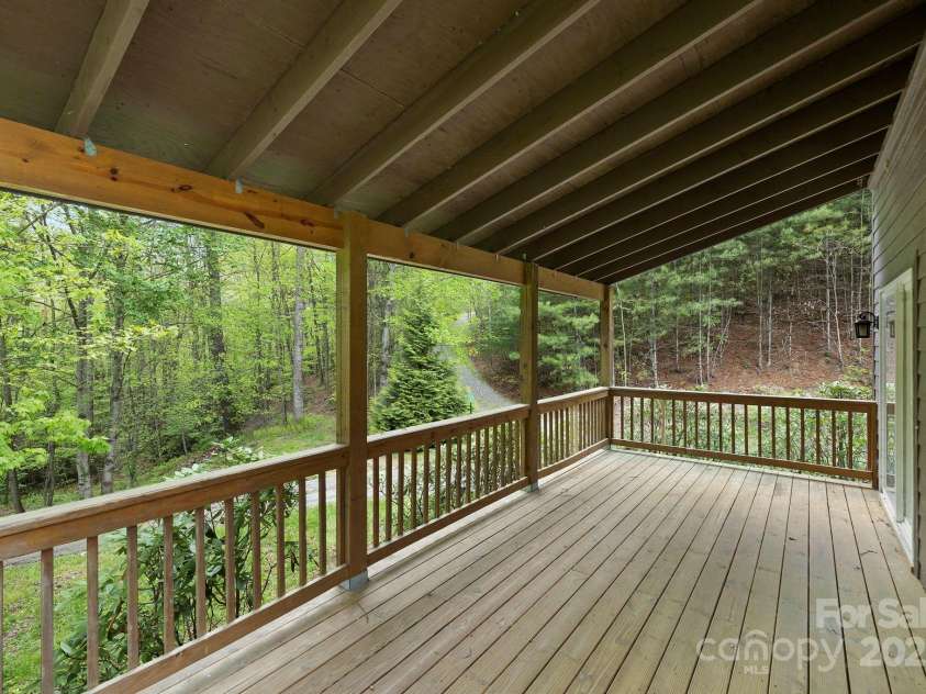 19 Winding Gap Lane, Tuckasegee, NC 28783.  MLS# CAR4254168, YatesRealty ID 14383. 