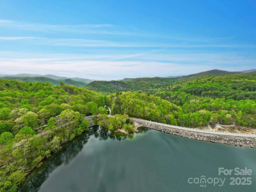 19 Winding Gap Lane, Tuckasegee, NC 28783.  MLS# CAR4254168, YatesRealty ID 14383. 