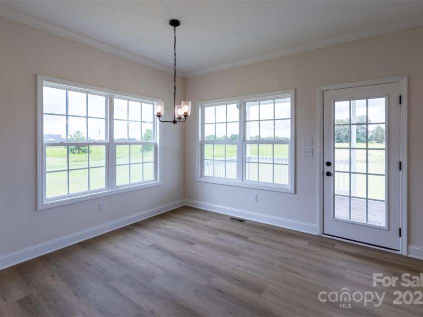 1145 Philbeck Road, York, SC 29745.  MLS# CAR4136621, YatesRealty ID 14386. Breakfast area