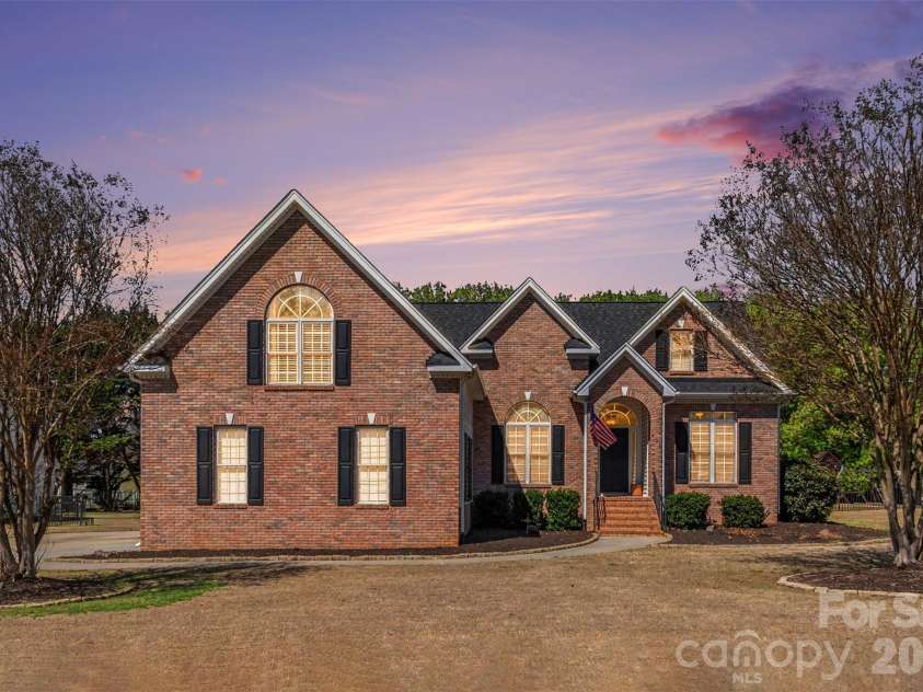 736 Creekbridge Drive, Rock Hill, SC 29732.  MLS# CAR4357212, YatesRealty ID 14387. 