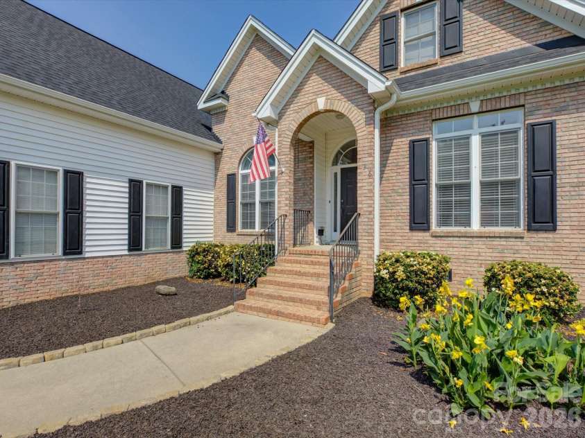 736 Creekbridge Drive, Rock Hill, SC 29732.  MLS# CAR4357212, YatesRealty ID 14387. 