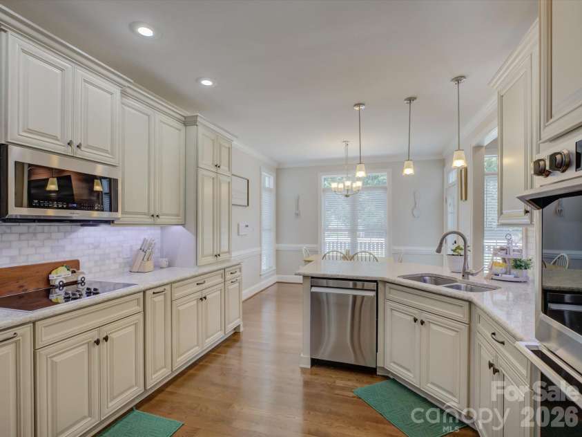 736 Creekbridge Drive, Rock Hill, SC 29732.  MLS# CAR4357212, YatesRealty ID 14387. 
