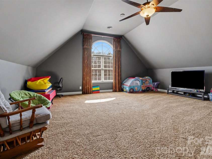 736 Creekbridge Drive, Rock Hill, SC 29732.  MLS# CAR4357212, YatesRealty ID 14387. 