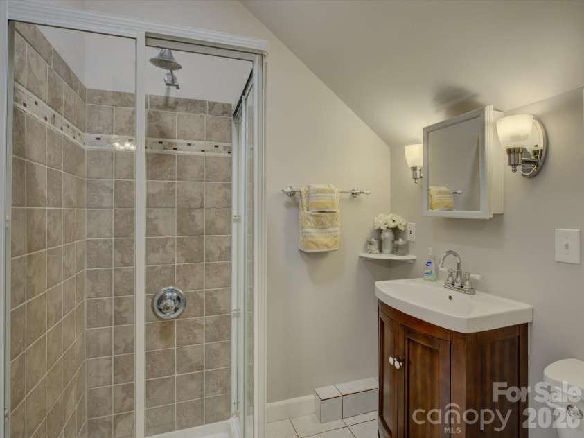 736 Creekbridge Drive, Rock Hill, SC 29732.  MLS# CAR4357212, YatesRealty ID 14387. 