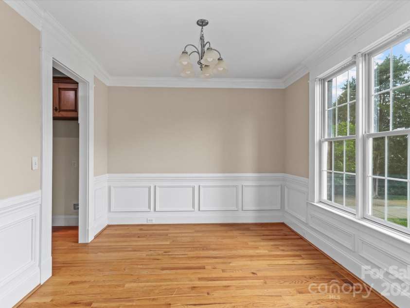 7887 Mountain Shore Drive, Sherrills Ford, NC 28673.  MLS# CAR4251135, YatesRealty ID 14387. 