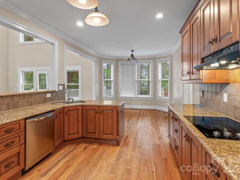 7887 Mountain Shore Drive, Sherrills Ford, NC 28673.  MLS# CAR4251135, YatesRealty ID 14387. 