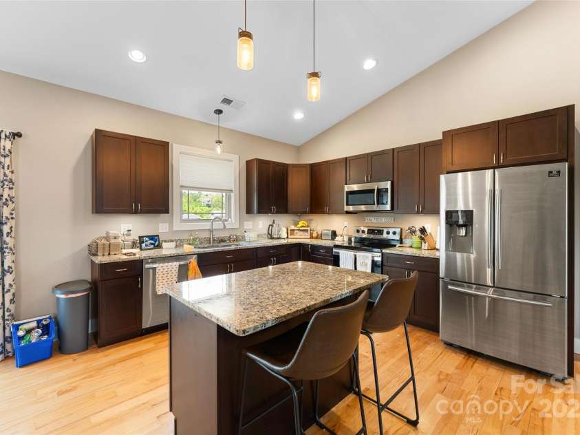 21 Corto Lane, Flat Rock, NC 28731.  MLS# CAR4252636, YatesRealty ID 14388. 