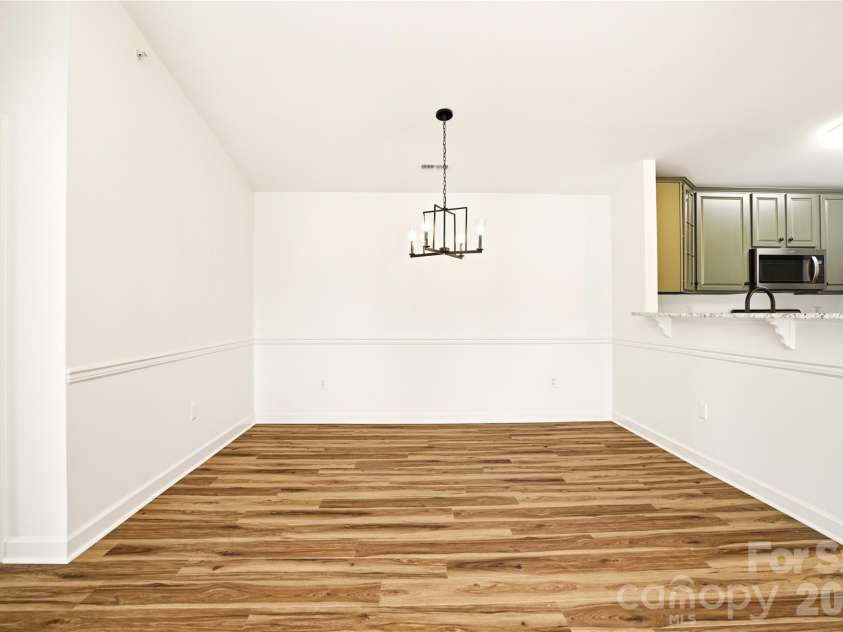 19777 Deer Valley Drive, Cornelius, NC 28031.  MLS# CAR4369434, YatesRealty ID 14389. Dining Room