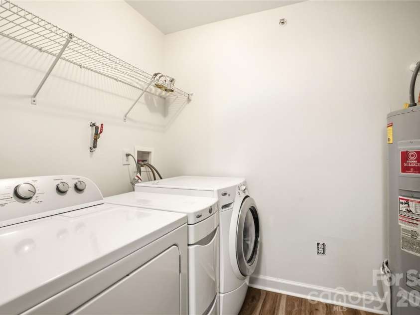 19777 Deer Valley Drive, Cornelius, NC 28031.  MLS# CAR4369434, YatesRealty ID 14389. Laundry Room