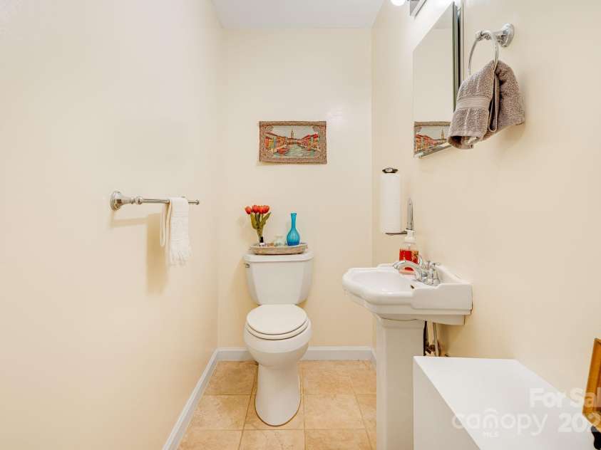61 Greenwood Forest Drive, Etowah, NC 28729.  MLS# CAR4260594, YatesRealty ID 14389. 