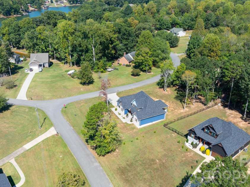 167 Harbor Point Drive, Cherryville, NC 28021.  MLS# CAR4235437, YatesRealty ID 1439. 