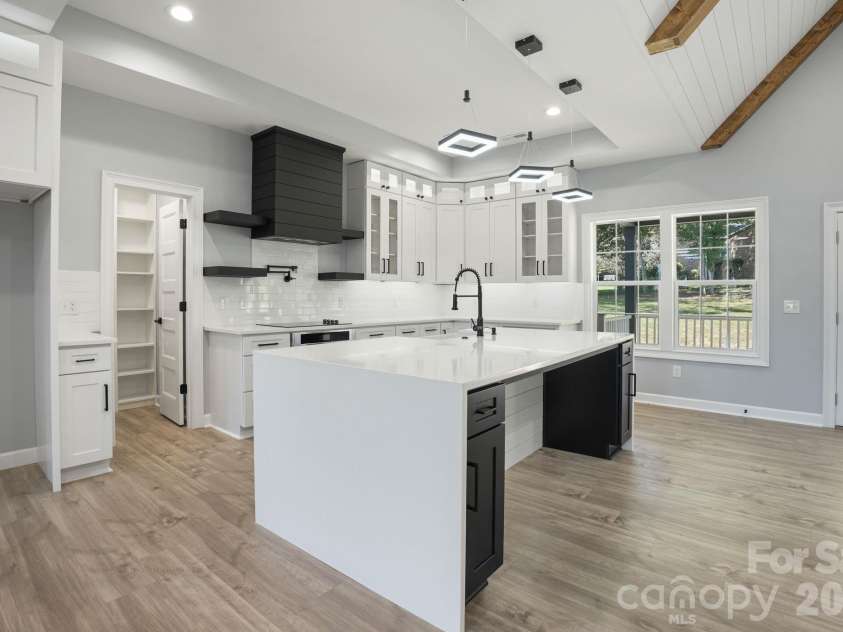 167 Harbor Point Drive, Cherryville, NC 28021.  MLS# CAR4235437, YatesRealty ID 1439. 