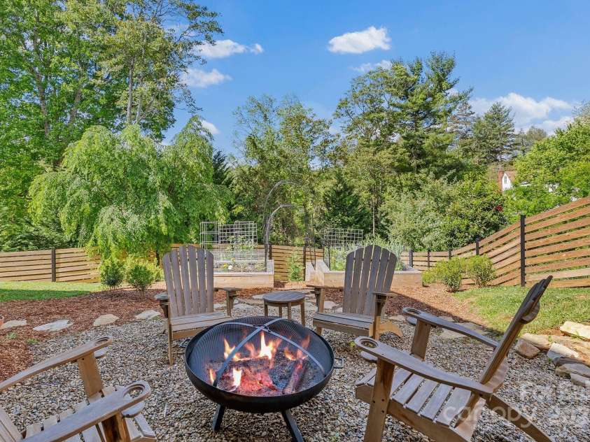 52 Malvern Walk, Asheville, NC 28806.  MLS# CAR4257541, YatesRealty ID 1439. Cozy Up on Summer Nights