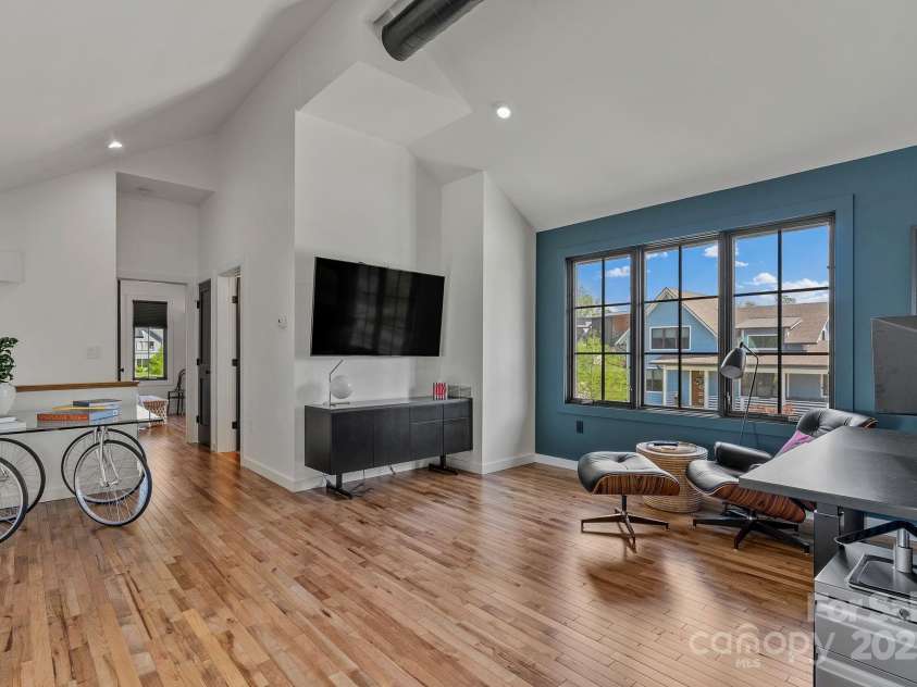 52 Malvern Walk, Asheville, NC 28806.  MLS# CAR4257541, YatesRealty ID 1439. Ideal Office or Family Room