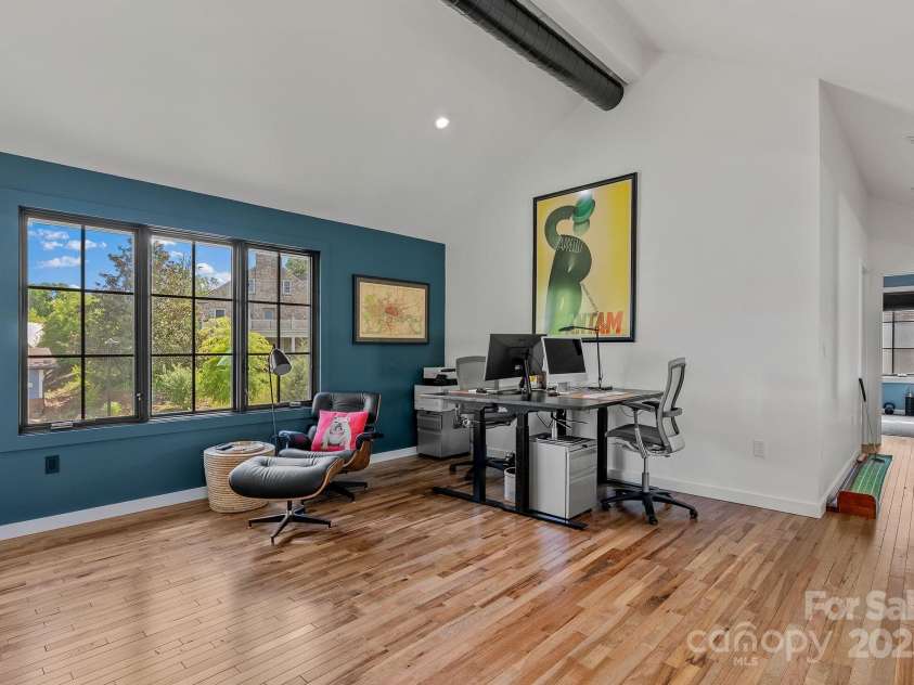 52 Malvern Walk, Asheville, NC 28806.  MLS# CAR4257541, YatesRealty ID 1439. Second Floor Flex Space has open loft feel